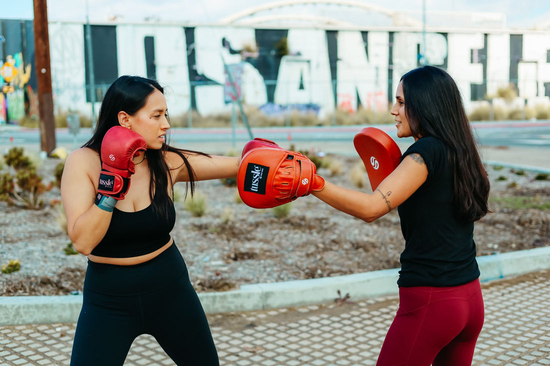 TussleGear female punching mitts choosing guide