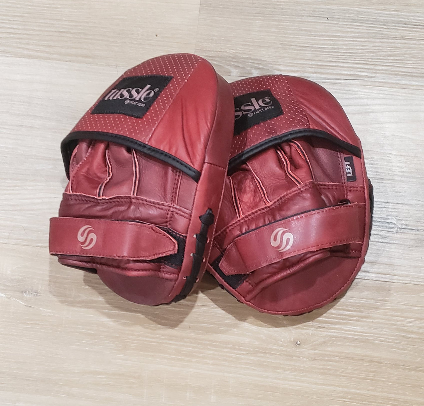 Traditional Hook & Loop Gloves + Mitts